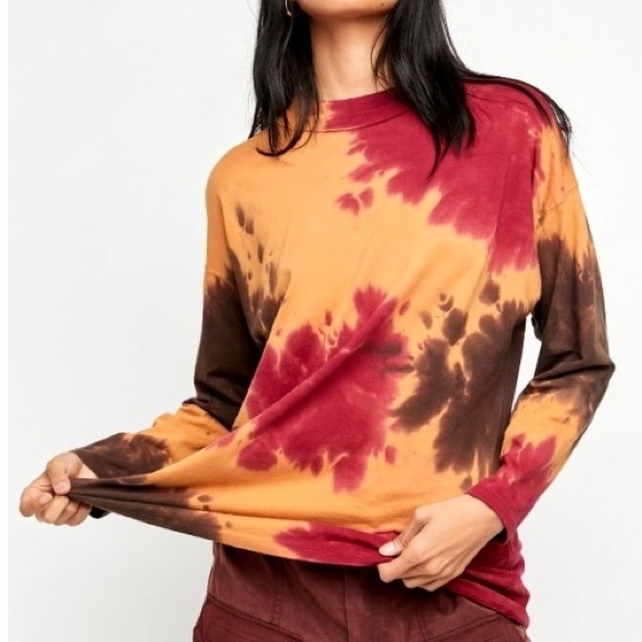 Free People Tops - Free People Be Free Tie Dye Tee Women’s Size XS Pullover Mick Neck Oversized Fit